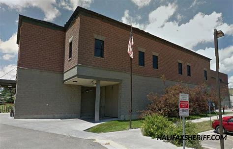 This facility is more specifically a county jail. It is located at 800 South Oak Street, Anaconda, MT 59711. The visitation hours for this facility are from 7:30am-2:00pm on Saturdays and Sundays, and from 7:30am-9:00pm on Monday through Friday.. 