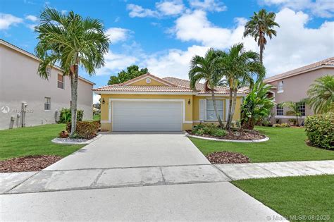 Buy a house in pembroke pines. Things To Know About Buy a house in pembroke pines. 