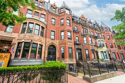 Buy apartment boston. The Greenhouse Apartments. 150 Huntington Ave, Boston, MA 02115. 1–3 Beds • 1–2 Baths 