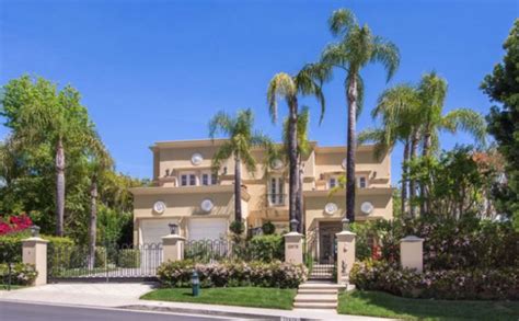 Buy house in beverly hills. Things To Know About Buy house in beverly hills. 