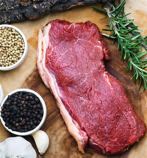 Buy meat online. 3. Pastured Meat Delivery & More: Farm Foods Market. Farm Foods Market is an online vendor that features pastured meat and wild seafood. They sell 100% grass-fed and grass-finished beef, pasture-raised chicken, pastured heritage pork, and wild-caught seafood. 