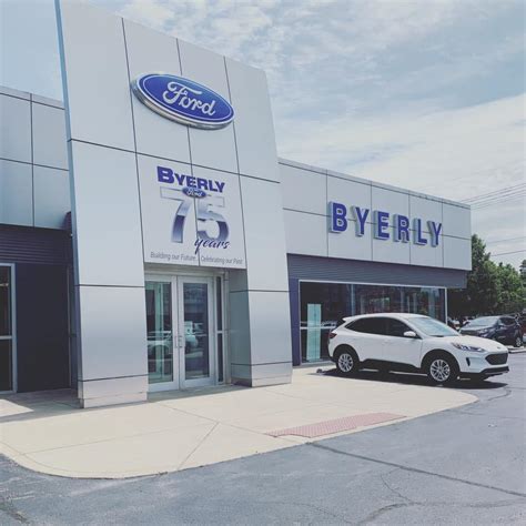 Research the 2024 Ford Maverick XLT in Louisville, KY at Byerly Ford Inc. View pictures, specs, and pricing & schedule a test drive today. Byerly Ford Inc Sales 502-678-2861 502-487-6009 