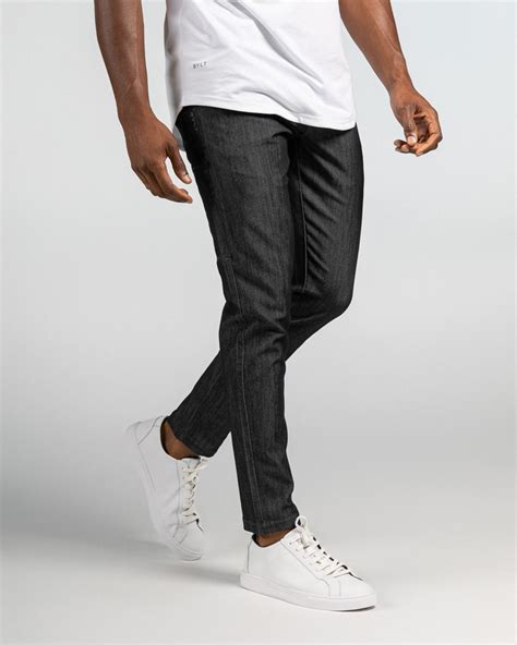 Bylt basic. Kinetic Pant 2.0. Made with a wrinkle-resistant, pre-shrunk fabric blend, these pants maintain their polished appearance wash after wash. Whether you're running errands or running to a meeting, these pants are designed to take you seamlessly from weekday to weekend. Upgrade your wardrobe and experience effortless style and comfort. 