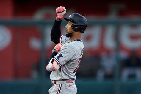 Byron Buxton healing well, Twins optimistic about his return to center field