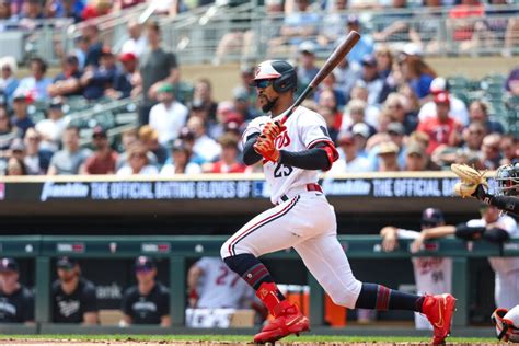 Byron Buxton in center field? ‘He physically can’t,’ Twins manager Rocco Baldelli said