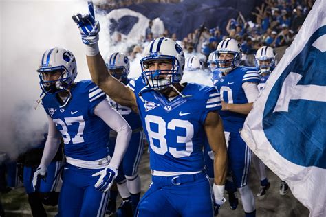 Byu football game time. Dec 17, 2022 · BYU went 82 yards in nine plays, keeping the ball on the ground, while Brooks had six carries for 55 yards on the drive. That gives the Cougars 196 rushing yards on the game. 8:17. BYU’s Ben Bywater jumped a screen pass and took an interception back 76 yards for a touchdown, giving the Cougars their biggest lead of the game. BYU 17, SMU 10. 