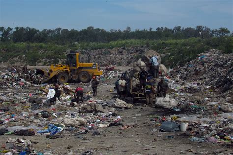 CÓMO ES EL BASURAL MÁS GRANDE DE ARGENTINA Luján, …