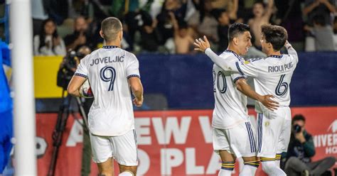 Cáceres, Joveljic lead Galaxy to 2-1 win over Earthquakes