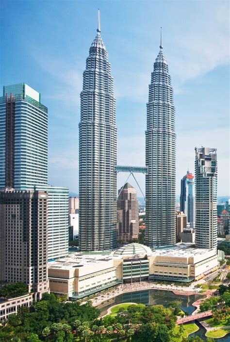 César Pelli Architecture and Design Architectural Digest