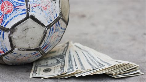 Cómo ganar dinero con el fútbol apostando.
