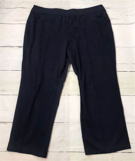<p>Elevate your wardrobe with these chic black pants from