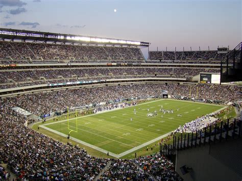 The Club Level at Lincoln Financial Field is perfectly situated on the second tier of seating, hanging over the lower bowl. The seats are among the largest in the stadium and feature extra padding. For Football Games These seats offer some of the best-unobstructed sightlines due to their elevation and proximity to the field.. 
