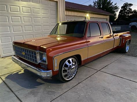 1980 chevrolet c30 custom deluxe 5.7l. Condition is Used. 1980 round eye, square body dually. Factory 2wd small block truck. Runs and drives, stops and steers. Ready to drive. New wheels and tires. New distressed leather seat, dash, door panels. New carpet. Floor and back of cab dyna matted. Tilt wheel. Dual working tanks. 350 motor.. 