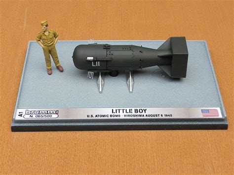 C38 atomic bomb toy. Aug 9, 2017 · As the anniversary of these attacks is marked with prayer, reflection, and ceremony, get a refresher on nuclear weapons, then and now.. 1945. At 8:15 a.m. on August 6, 1945, an atomic bomb ... 