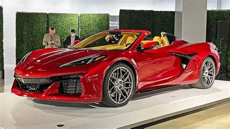 The Corvette C8 can go from 0-60 mph in 2.9 seconds with a top speed of 194 miles per hour. The consumption of gasoline is not that great, but what do you expect from a super sports car.. 