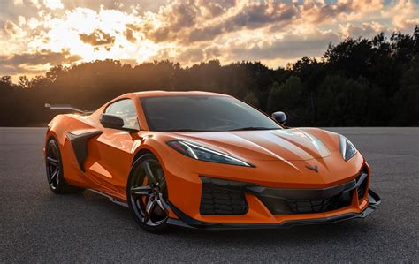 2.7 seconds. 10.7 seconds. Unsurprisingly, the 2023 Chevrolet Corvette 0-60 mph crown belongs to the high-revving Z06 Coupe. However, the Stingray Z51 is more than capable of sub-3.0-second sprints to 60 mph. Moreover, the heavier convertibles lose a bit of the snappy thrust in the coupe models.. 