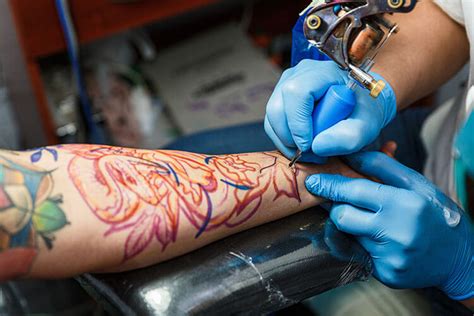 CAN NURSES HAVE TATTOOS? - Nightingale Knows