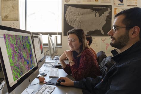 Cartography and GIS Lab - raincitystudios.com