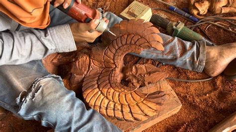 Carving A Wing - muktibox.com