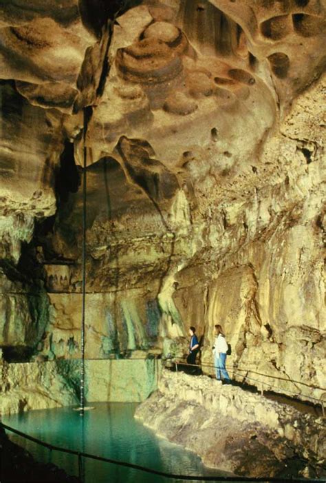 Cascade Caverns - The oldest public touring cave in Texas - wintechmobiles.com