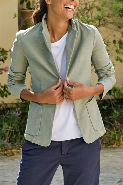 Casual Blazers for Women - Gap - muktibox.com