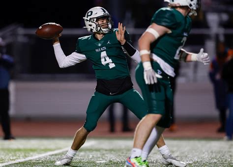 CCS football playoffs: Palo Alto heats up, rolls past Leigh in Division IV semifinal