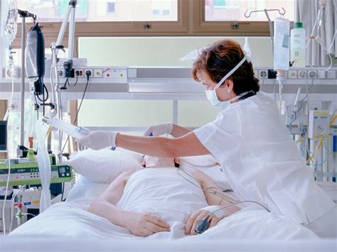 CCU vs. ICU in a Hospital: What Are the Differences?