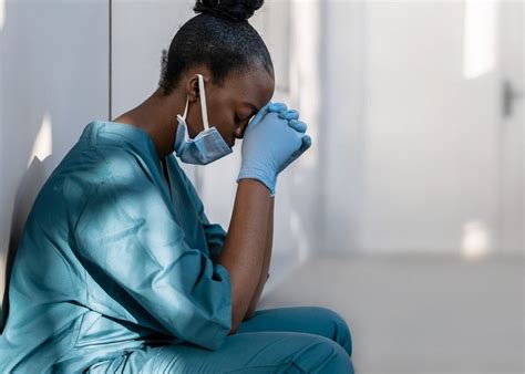 CDC: Health care workers facing mental health crisis