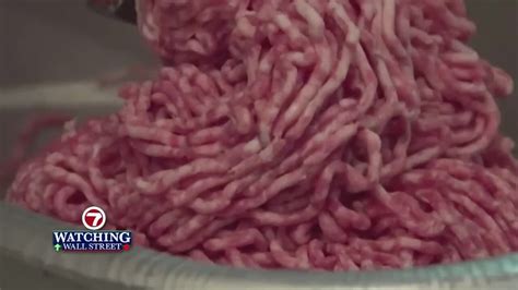 CDC urges recall of Green Bay beef products due to E. coli concerns