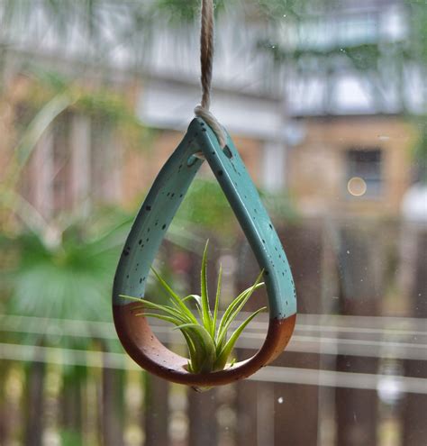 Ceramic Air Plant Holder - Etsy UK - muktibox.com