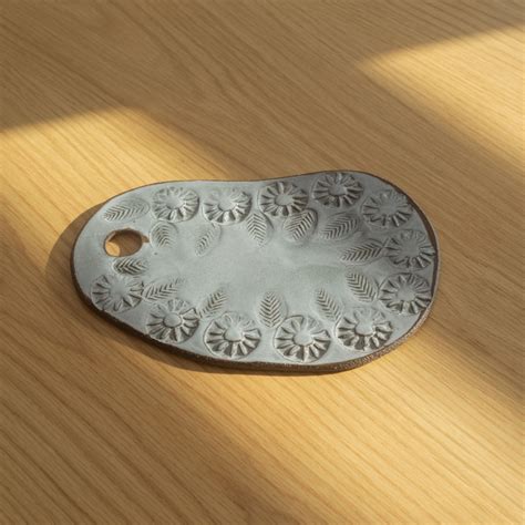 Ceramic Botanical Imprint - Etsy - muktibox.com