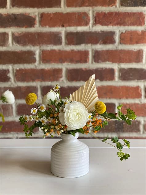 Ceramic Bud Vase Arrangements - Native Poppy - muktibox.com