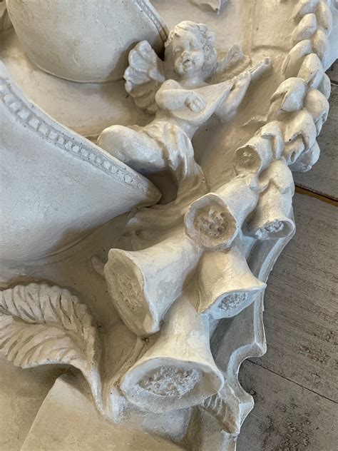 Ceramic Cherub Wall Decor - muktibox.com