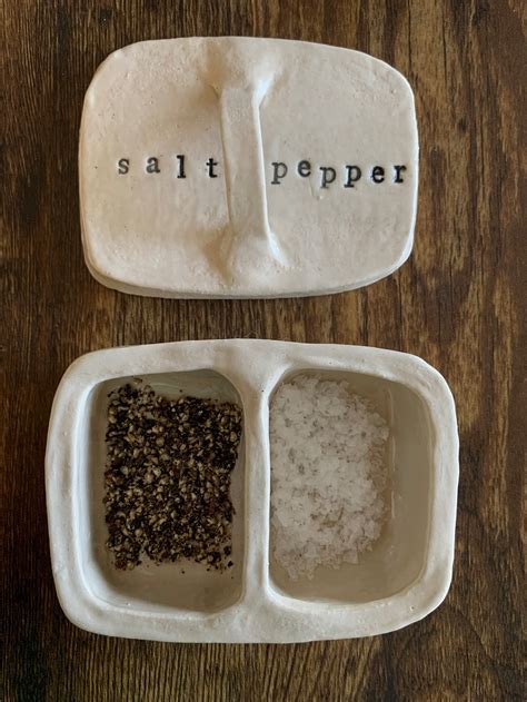 Ceramic Salt and Pepper Pot - Etsy - muktibox.com