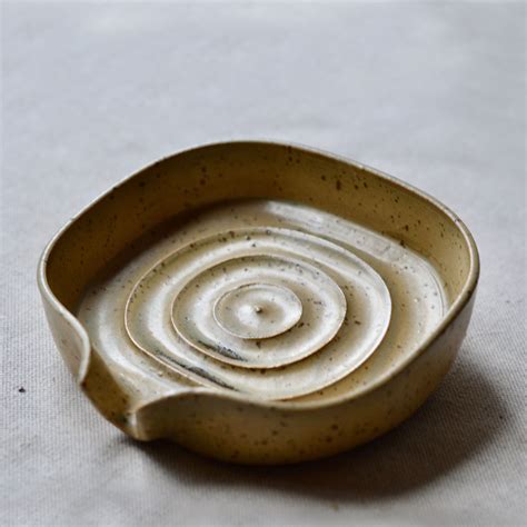Ceramic Soapdish Handmade - Etsy - muktibox.com
