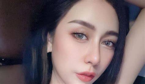 CERITA PORNO BERGAMBAR bus ML & milf Korea bugil tanpa buffer paling viral 2025 konsultan bisnis hijab dialog lebih natural image 1