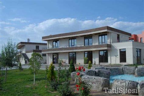 CEYLAN TATIL SITESI. 