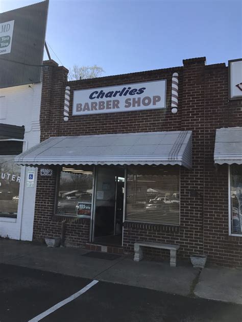 CHARLIE’S BARBER SHOP - 36 Photos & 187 Reviews