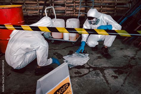Chemical Spill Clean-Up Procedures - wintechmobiles.com