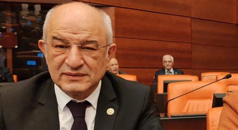 CHP’li vekil Saadet Partisi’ne geçti: Meclis’te Saadet grubu devam edecek