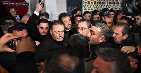 CHP Genel Başkanı Özel: “Şehit cenazesinde protesto edilmemi isteyenler baltayı taşa vurdu”