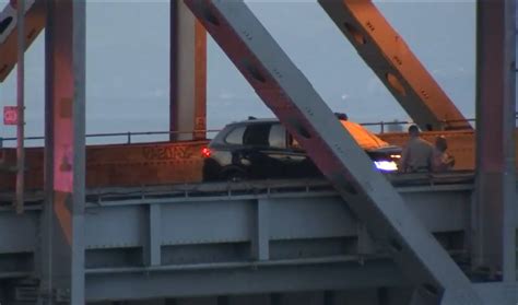 CHP investigates fatal overnight crash on Bay Bridge