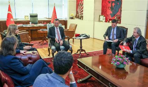 CHP lideri Özel, Fransa’nın Ankara Büyükelçisi Dumont ile görüştü