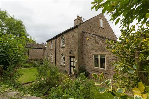 CHURCH COTTAGES, Pott Shrigley - 1232114 Historic England