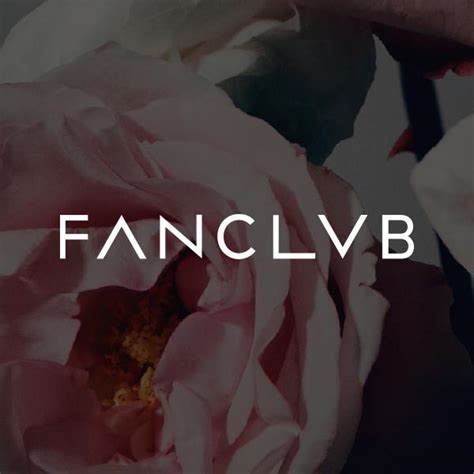 CHVRCHES Announce Official FANCLVB - LAUREN MAYBERRY FANS