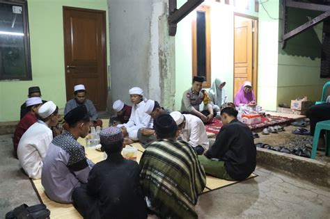 Cita-Cita Menjadi Dokter Hewan | PDF - Scribd - raincitystudios.com
