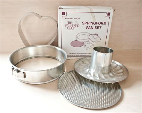 CLEARANCE Pampered Chef Spring Form Pan Baking Set Cake