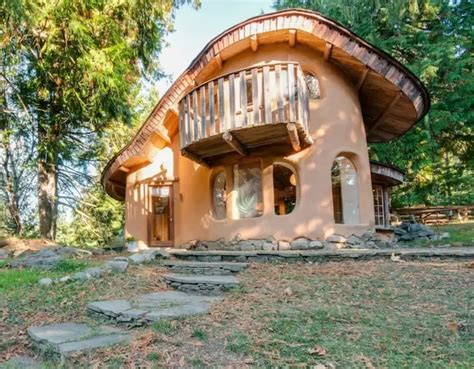 Cob House: Natural Architecture Making a Comeback - raincitystudios.com