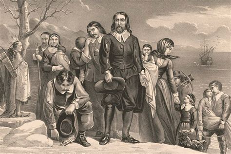 COLONIAL | English meaning - Cambridge Dictionary - wintechmobiles.com