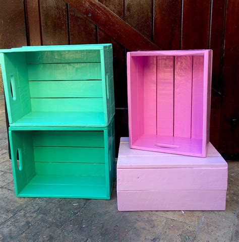 Colourful Crate Shelves - Upcycle That - raincitystudios.com